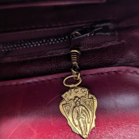 ❌ SOLD ❌ Dark red vintage Gucci 1973 shoulder bag - with dust bag - Picture 8 of 17